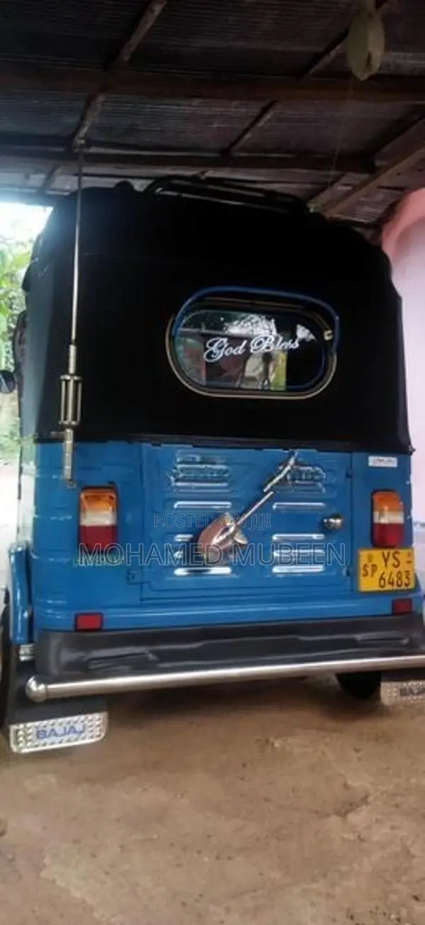 Bajaj RE original 2011