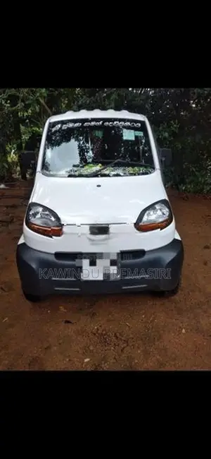 Bajaj Qute 2019