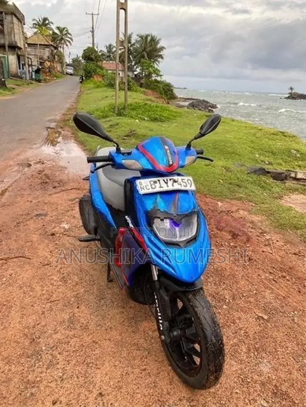 Aprilia SR 2019