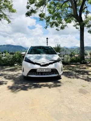 Toyota Vitz 2016