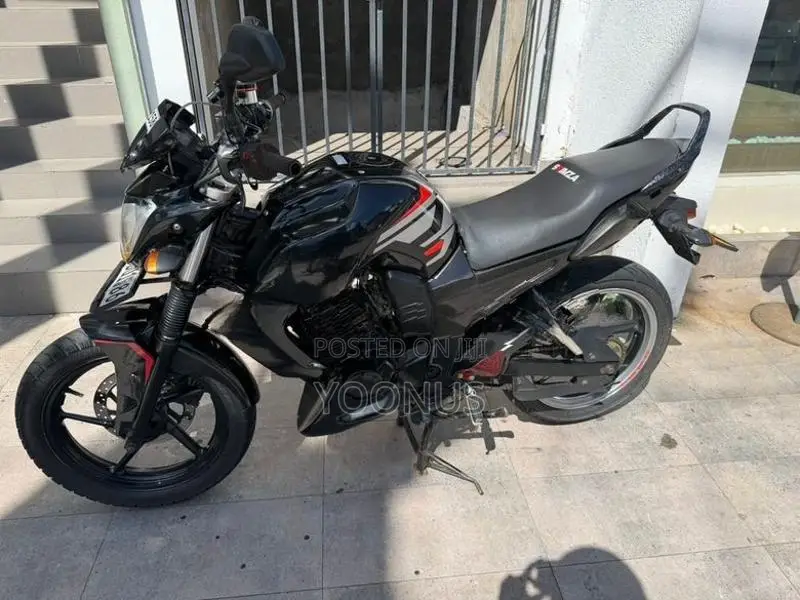 Yamaha FZ S 2014