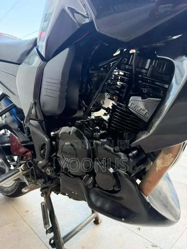 Yamaha FZ S 2014