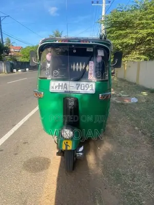 Bajaj RE 2003