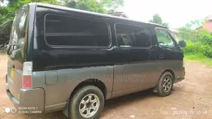 Nissan Caravan 2006