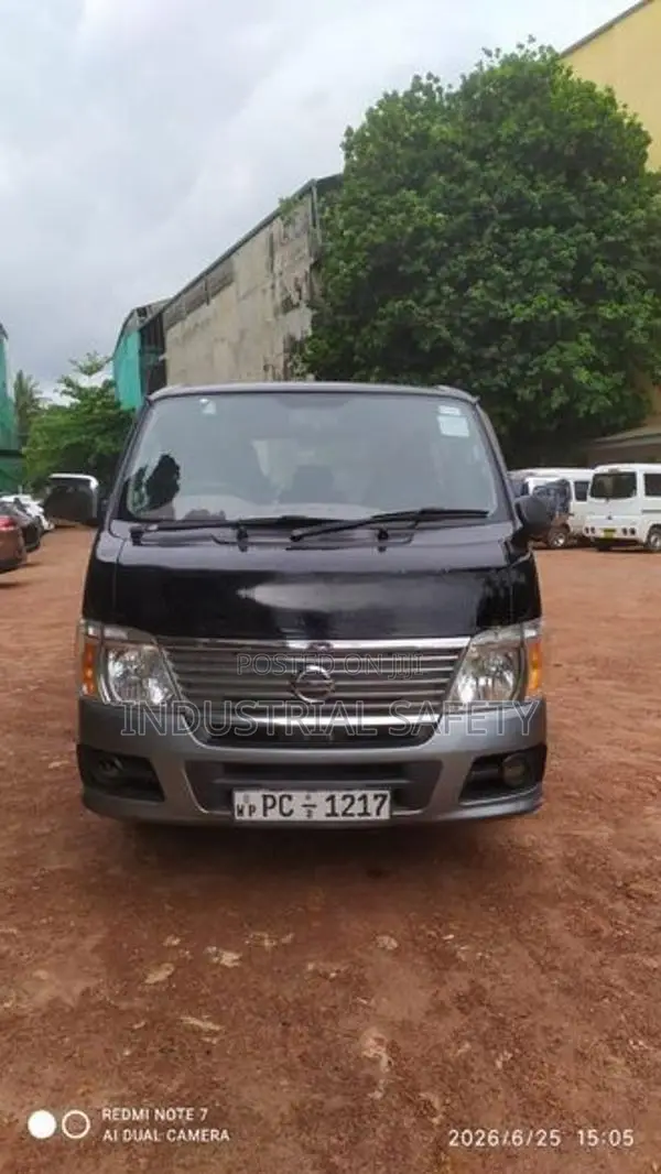 Nissan Caravan 2006