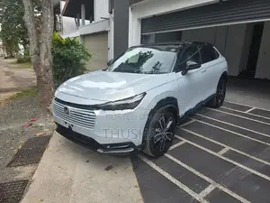 Honda Vezel Z Play Moon Roof 2026