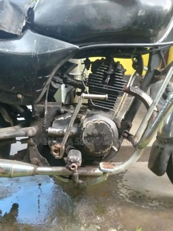 Bajaj Boxer 2002 for Parts