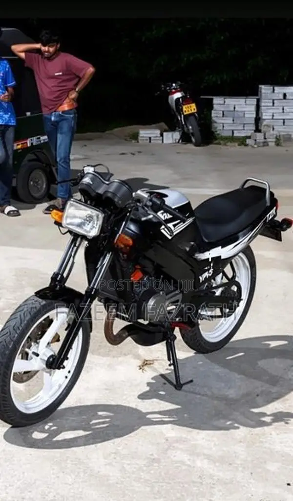 Yamaha TZR Black Edition 1998