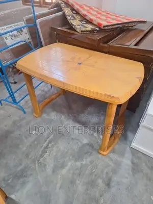 Nippon Plastic Table