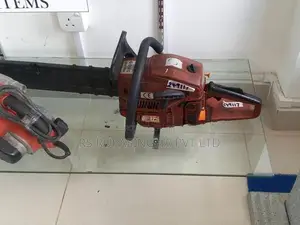 Chain Saw Machine