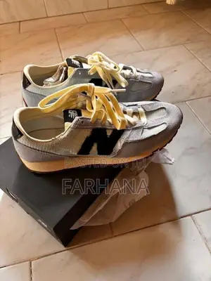 New Balance Unisex Shoes
