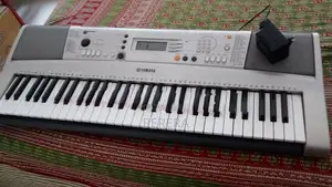 Yamaha Keyboard