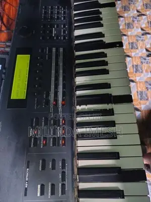Roland Xp 80