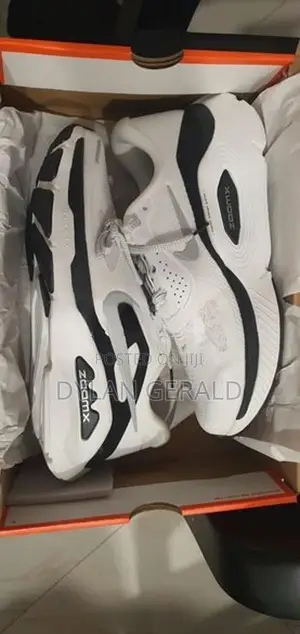 Nike Structure Plus Shoes