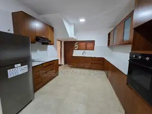 03 Bedroom Furnished 02 Storied House for Rent in Colombo 07 (A6126)