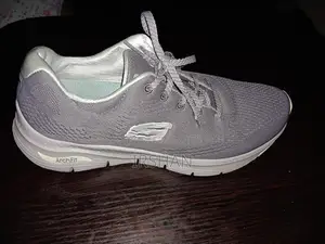 Skechers