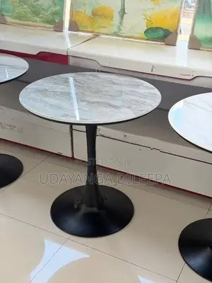 Round Table