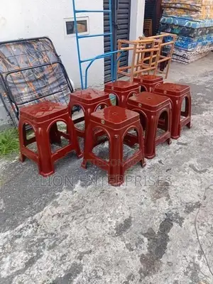 plastic stools
