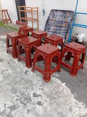 plastic stools