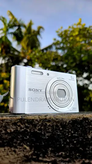 Sony Cyber-Shot DSC-W800 20.1mp | Excellent Condition | Like New