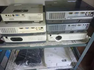 Multimedia projector sanyo ,eiki ,epson VGA machine
