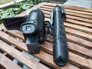 Sony FDR-AX33 4K Camcorder