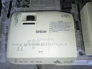 Multimedia Projector Epson Eb97h Lumens 2800