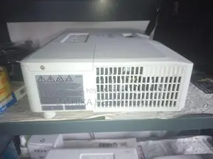 Multimedia projector Maxell MC-EX3051 lumens 3200