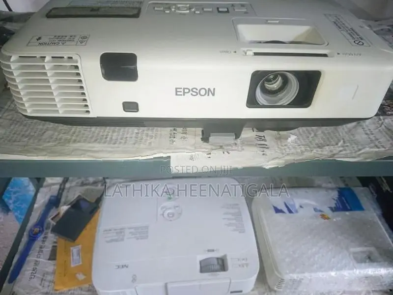 Multimedia Projector EPSON EB501KG Lumens 3800