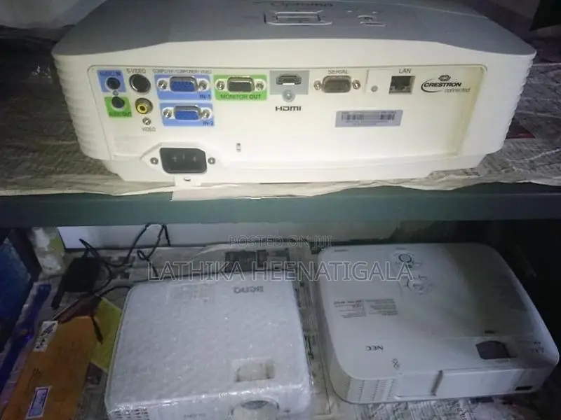 Projector OPTOMA EX632 Lumens 3500