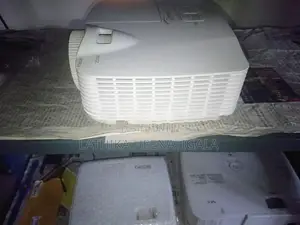 Projector OPTOMA EX632 Lumens 3500