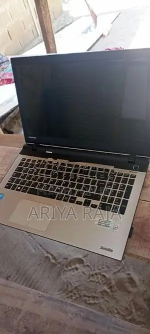 Toshiba i3 Laptop
