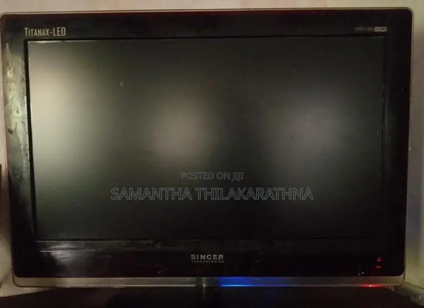 Singer LED TV