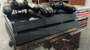 PlayStation 4 Slim