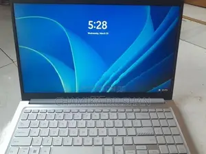 Asus VivoBook X1504VA | 13th Gen Intel Core i3-1315U 8GB RAM