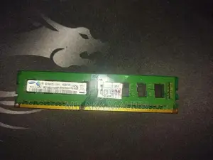 DDR3 4GB RAM Card