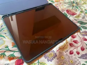 Apple iPad Air 13 Inch