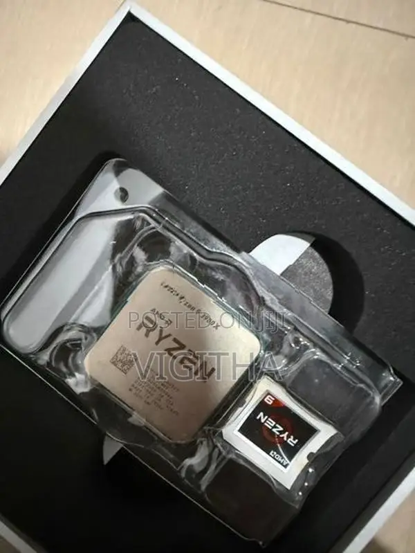 AMD Ryzen 9 3900X Processor