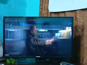Samsung 32 inch LED Tv
