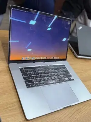 Macbook Pro 2019 Display