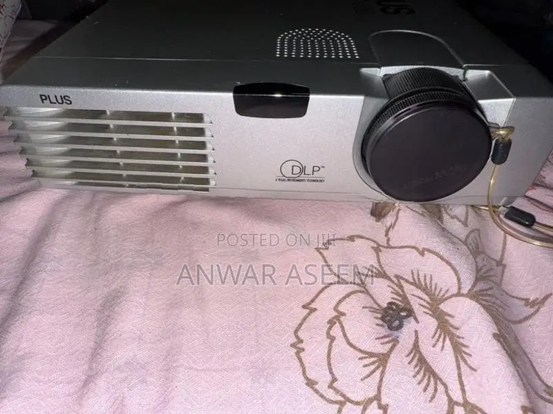 Japan Plus Projector
