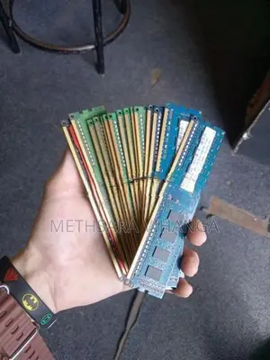 DDR3 4GB Ram ( 3 months )