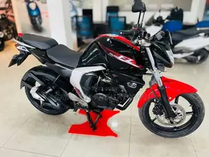 Yamaha FZ 16 2015