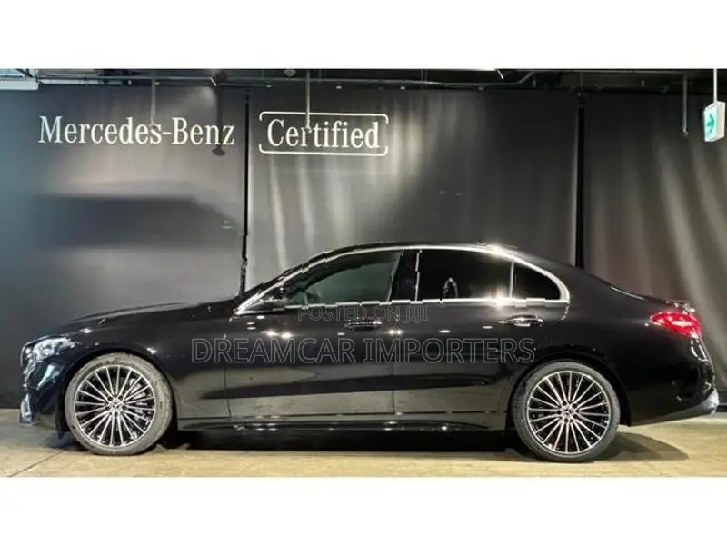 Mercedes Benz C200 LUXURY 2025