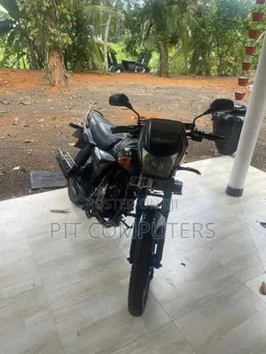 Bajaj Platina 100 2013