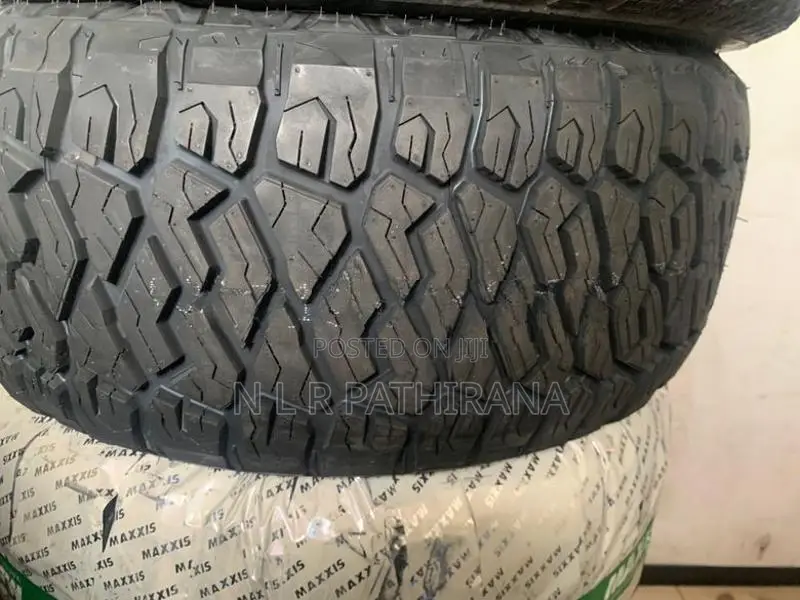 33.12.50R20 maxxis Tyre