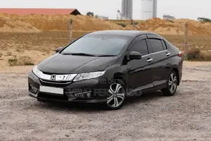 Honda Grace 2015