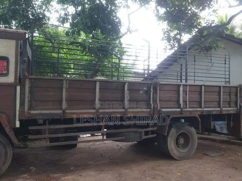 Ashok Leyland Tusker Comet 1998