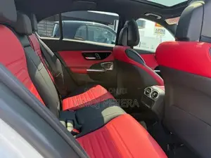 Mercedes Benz C200 PREMIUM PLUS 2024