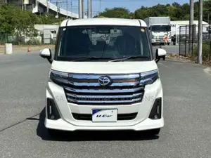 Toyota Roomy Custom GT 2024